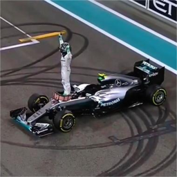 W07的头像